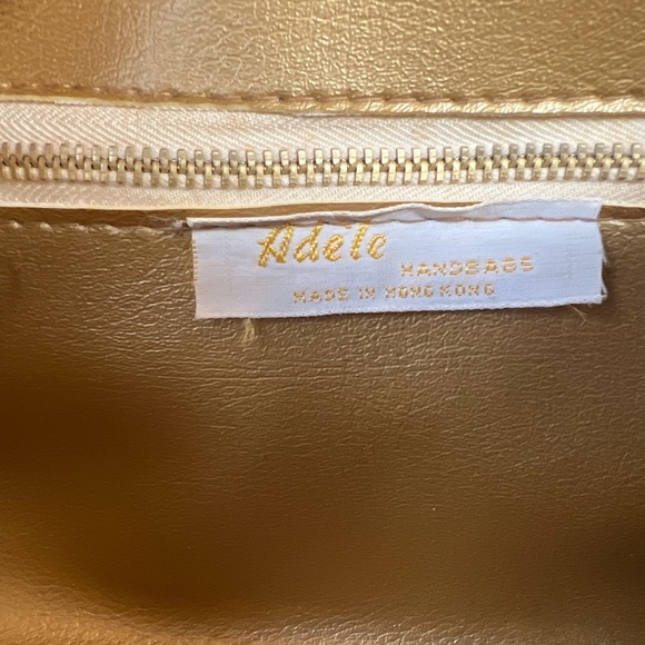 Vintage lucite beaded butterfly Adele wicker purse. - Picture 7 of 11